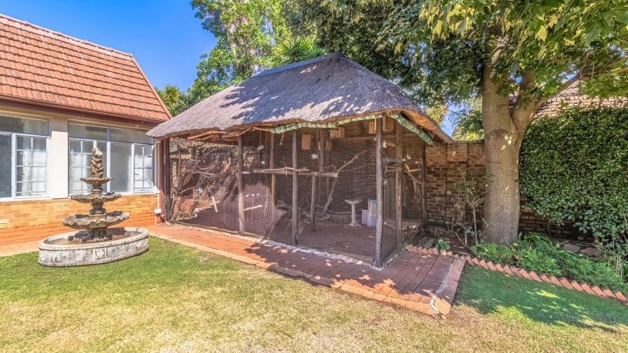4 Bedroom Property for Sale in Bedfordview Gauteng