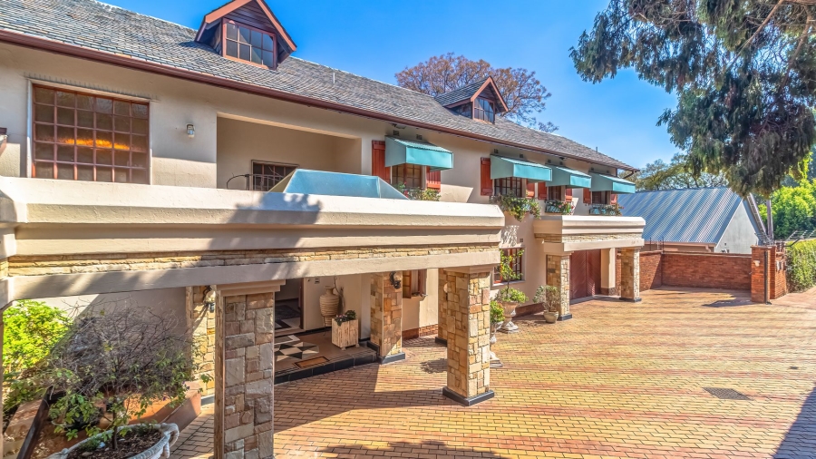 4 Bedroom Property for Sale in Bedfordview Gauteng
