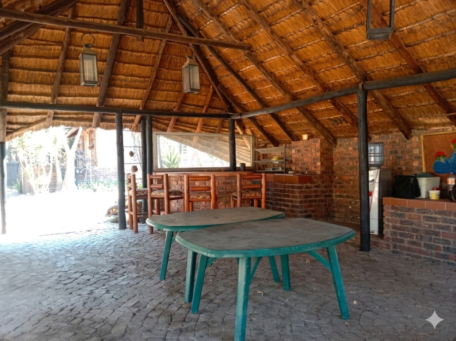 To Let 1 Bedroom Property for Rent in Glen Austin Gauteng