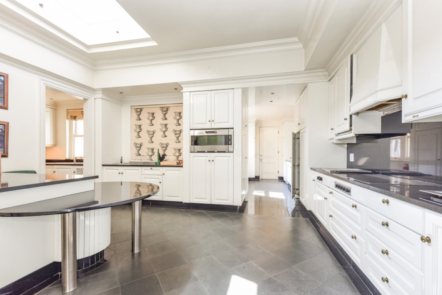 9 Bedroom Property for Sale in Hyde Park Gauteng