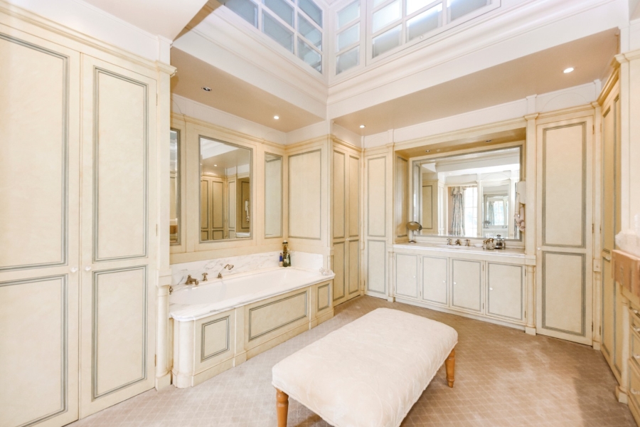 9 Bedroom Property for Sale in Hyde Park Gauteng