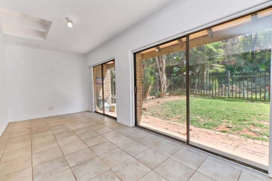 2 Bedroom Property for Sale in Sandown Gauteng