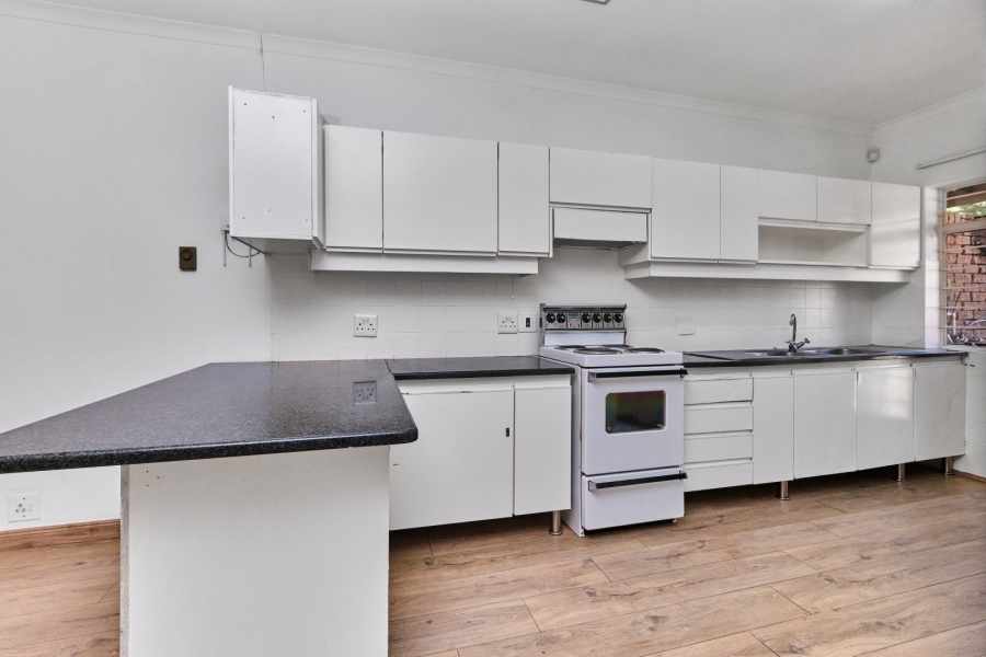 2 Bedroom Property for Sale in Sandown Gauteng