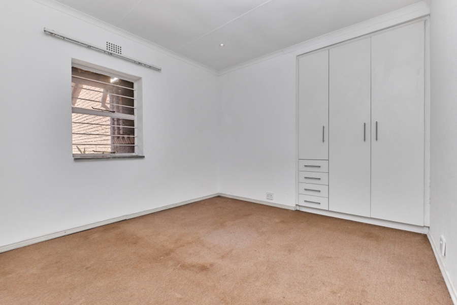 2 Bedroom Property for Sale in Sandown Gauteng