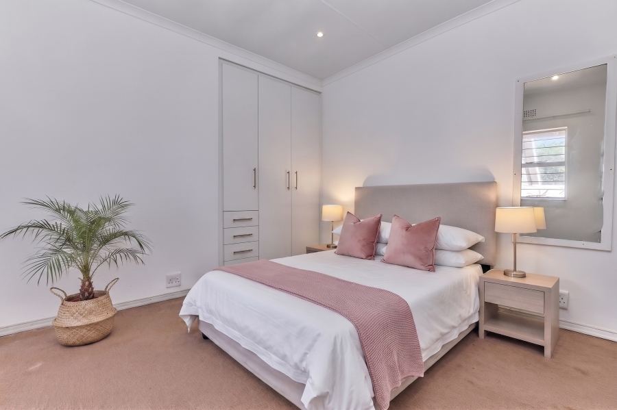 2 Bedroom Property for Sale in Sandown Gauteng
