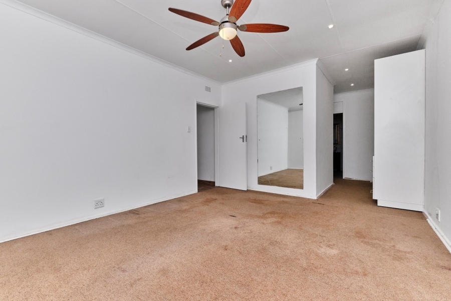 2 Bedroom Property for Sale in Sandown Gauteng