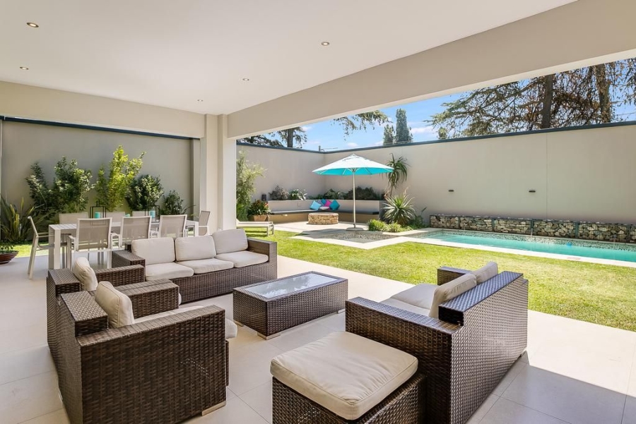 5 Bedroom Property for Sale in Bryanston Gauteng