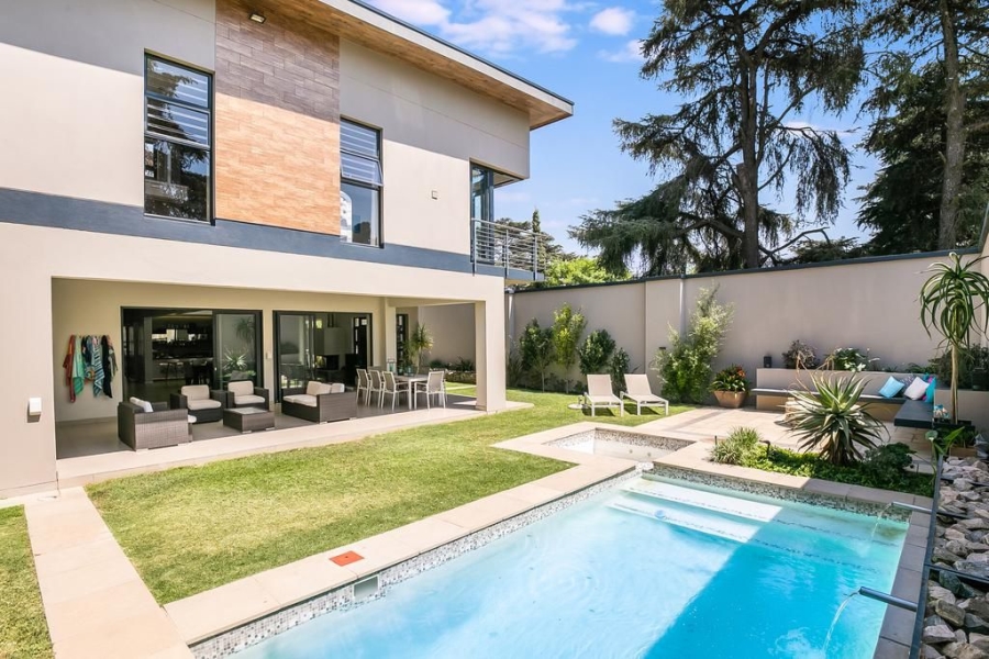5 Bedroom Property for Sale in Bryanston Gauteng