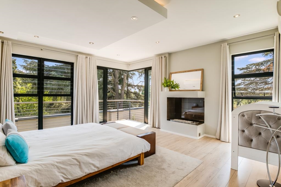 5 Bedroom Property for Sale in Bryanston Gauteng