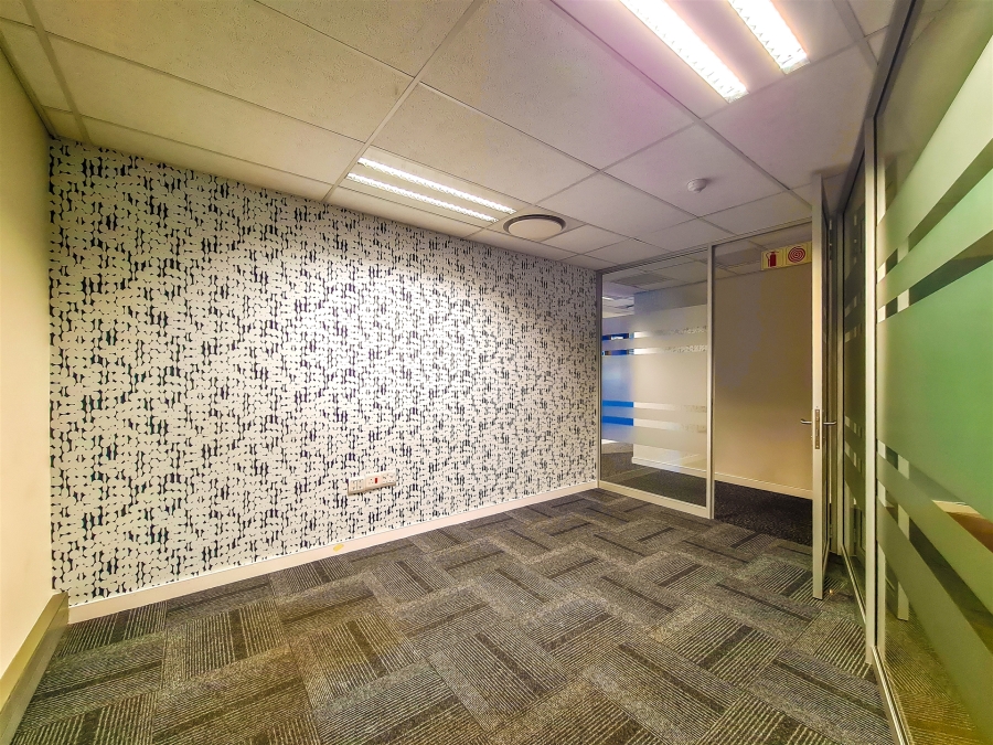 To Let Commercial Property for Rent in Magaliessig Gauteng