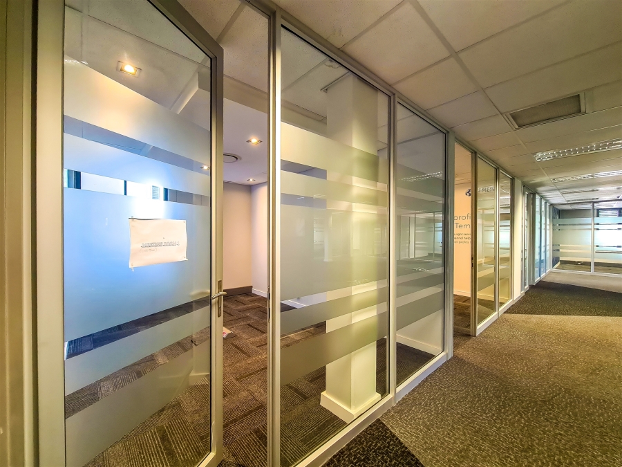 To Let Commercial Property for Rent in Magaliessig Gauteng
