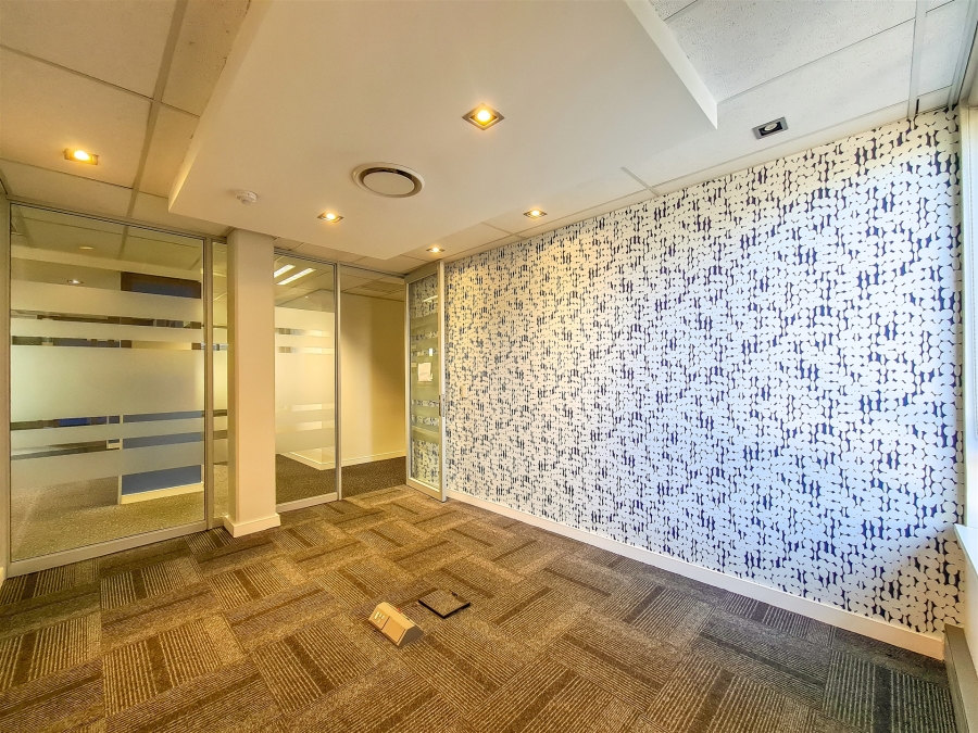 To Let Commercial Property for Rent in Magaliessig Gauteng