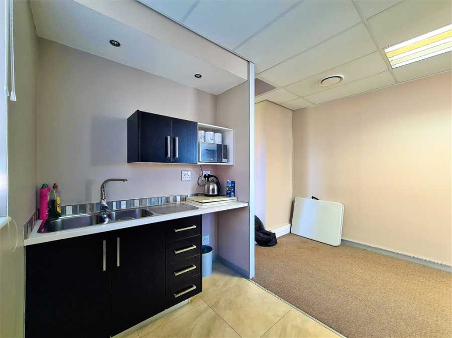 To Let Commercial Property for Rent in Dainfern Gauteng