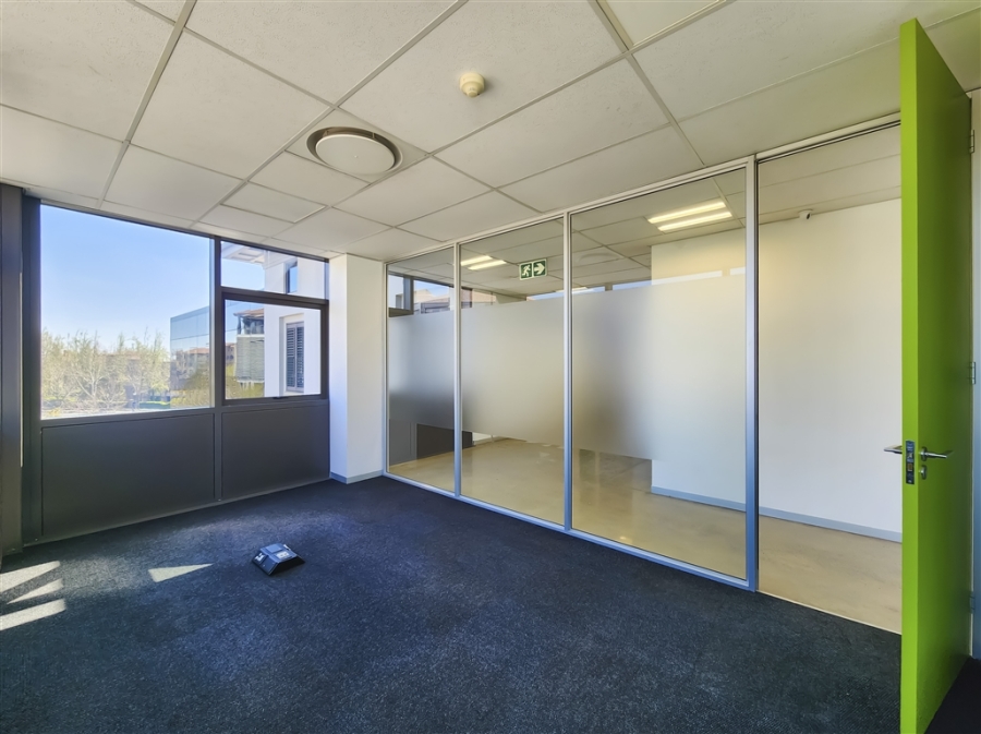 To Let Commercial Property for Rent in Magaliessig Gauteng