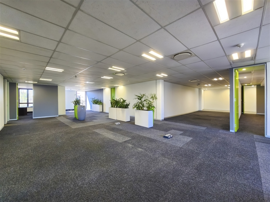 To Let Commercial Property for Rent in Magaliessig Gauteng