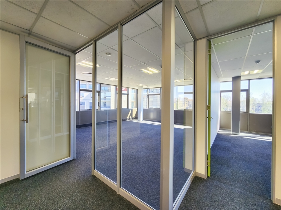 To Let Commercial Property for Rent in Magaliessig Gauteng