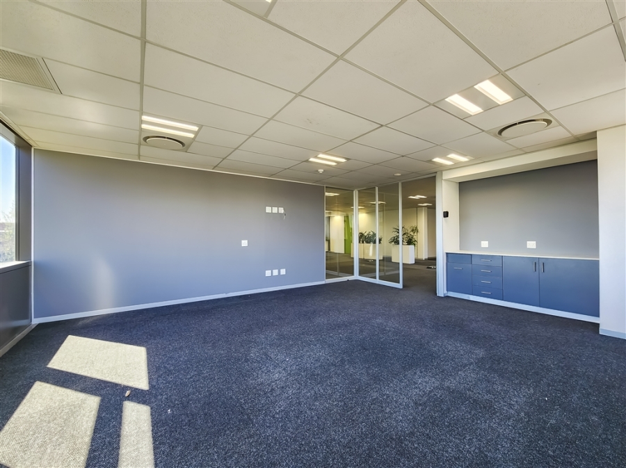 To Let Commercial Property for Rent in Magaliessig Gauteng