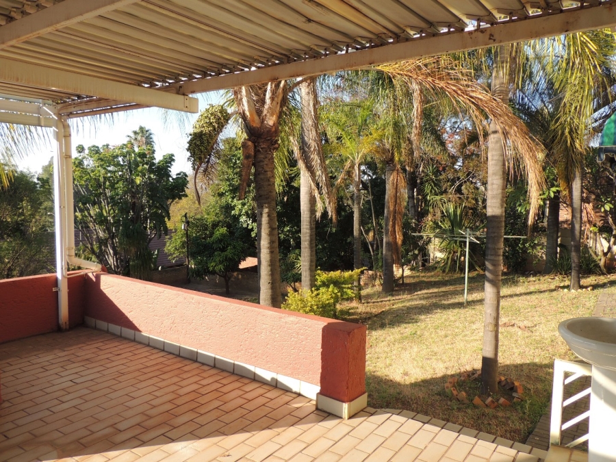 5 Bedroom Property for Sale in Amandasig Gauteng