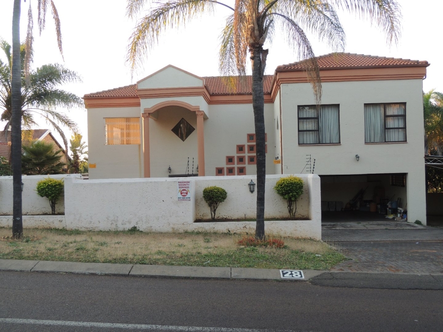 5 Bedroom Property for Sale in Amandasig Gauteng