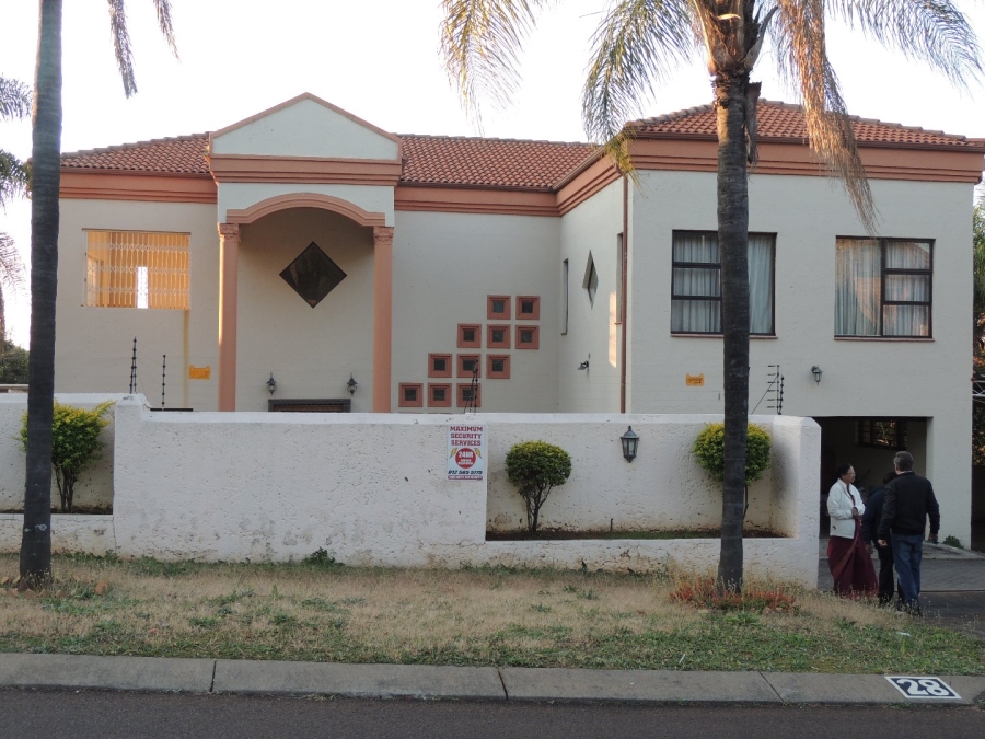 5 Bedroom Property for Sale in Amandasig Gauteng