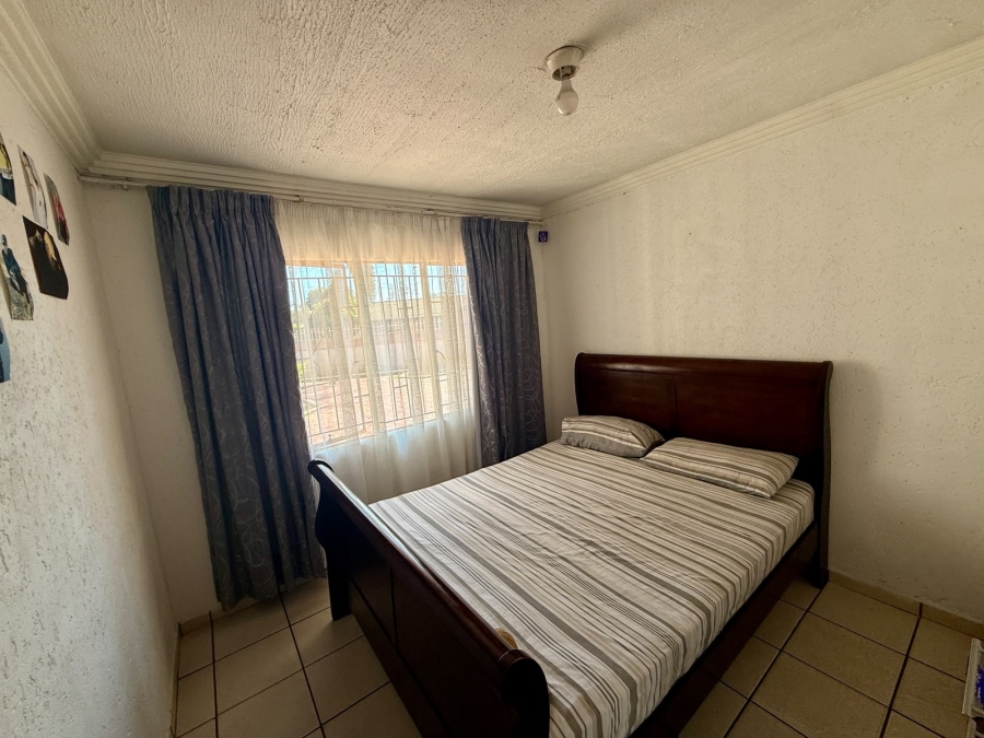 5 Bedroom Property for Sale in The Orchards Gauteng