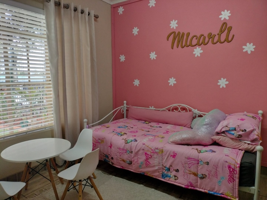 3 Bedroom Property for Sale in Dorandia Gauteng