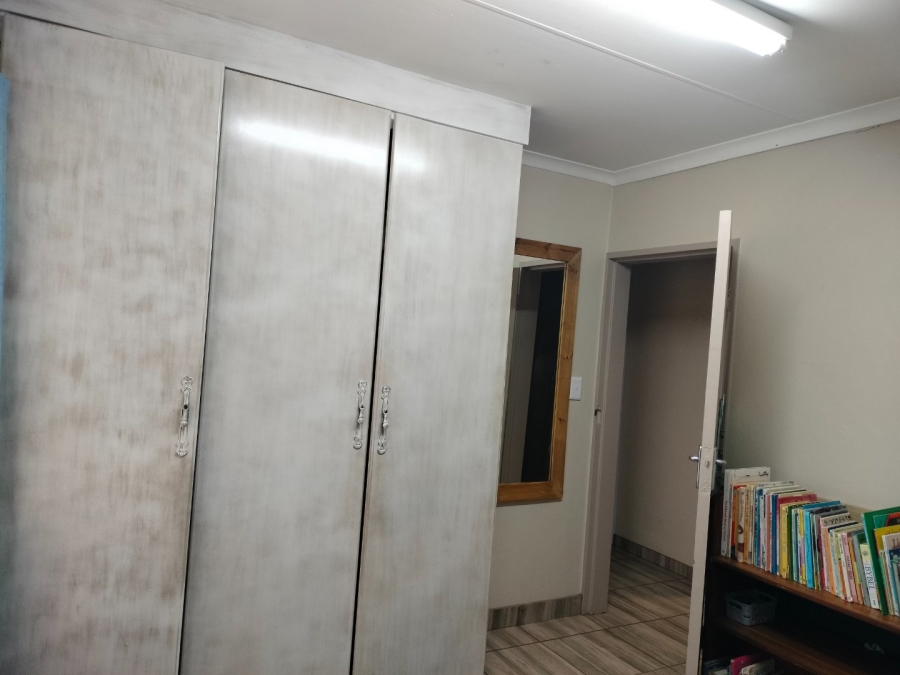 3 Bedroom Property for Sale in Dorandia Gauteng