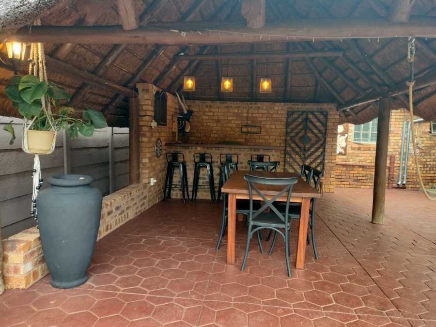 3 Bedroom Property for Sale in Dorandia Gauteng
