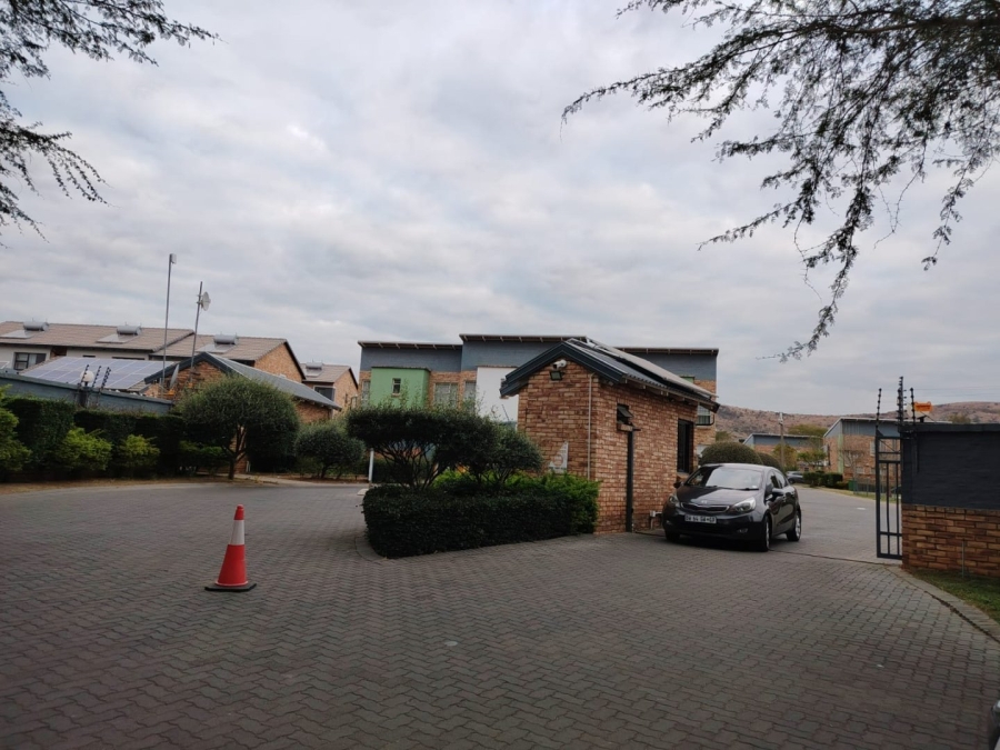 2 Bedroom Property for Sale in Theresa Park Gauteng