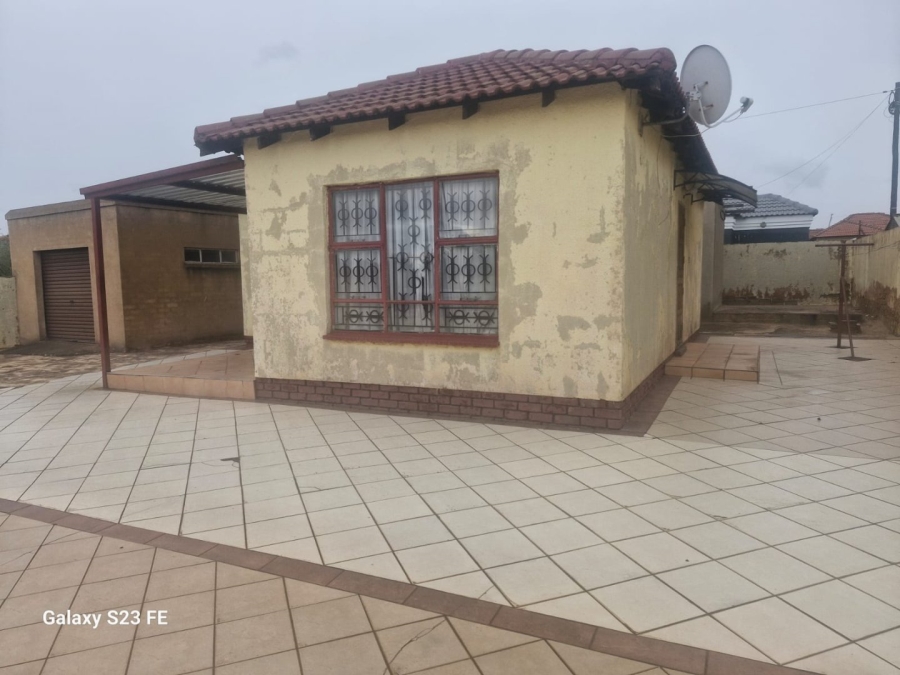 2 Bedroom Property for Sale in Mabopane Gauteng
