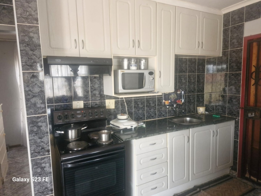 2 Bedroom Property for Sale in Mabopane Gauteng