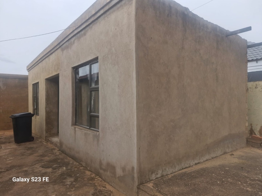 2 Bedroom Property for Sale in Mabopane Gauteng