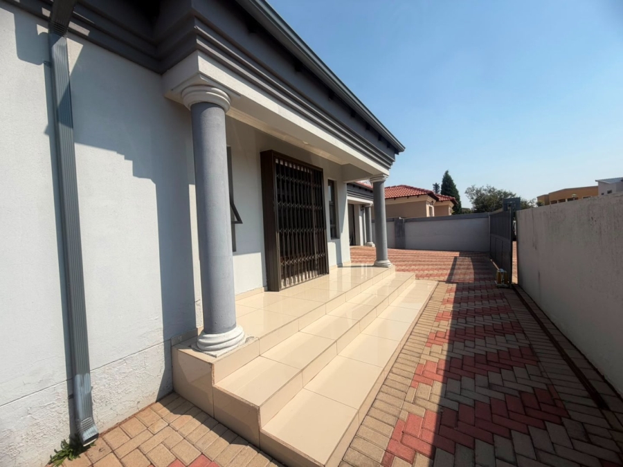 4 Bedroom Property for Sale in Clarina Gauteng