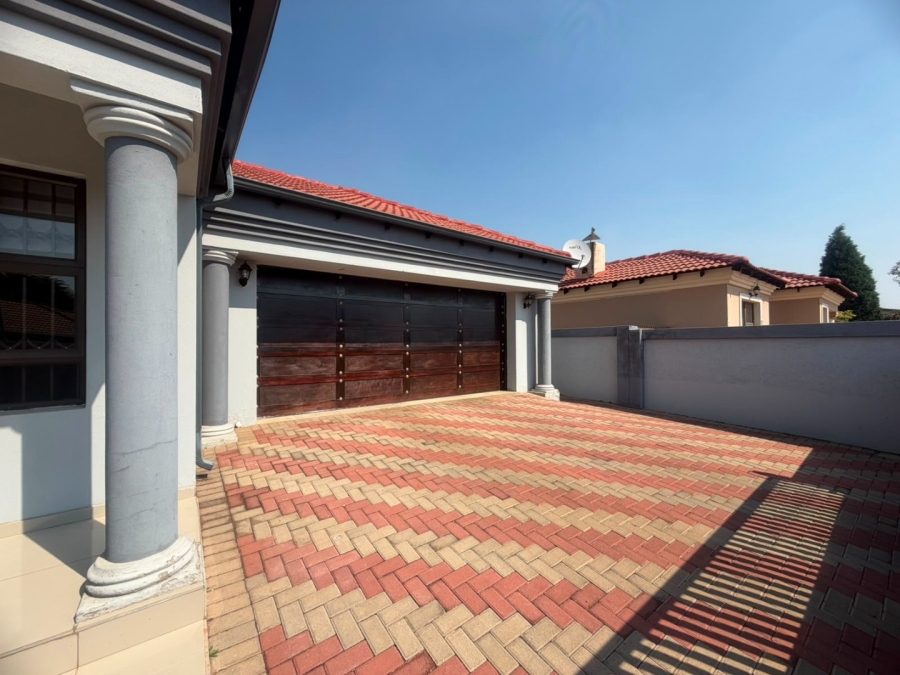 4 Bedroom Property for Sale in Clarina Gauteng