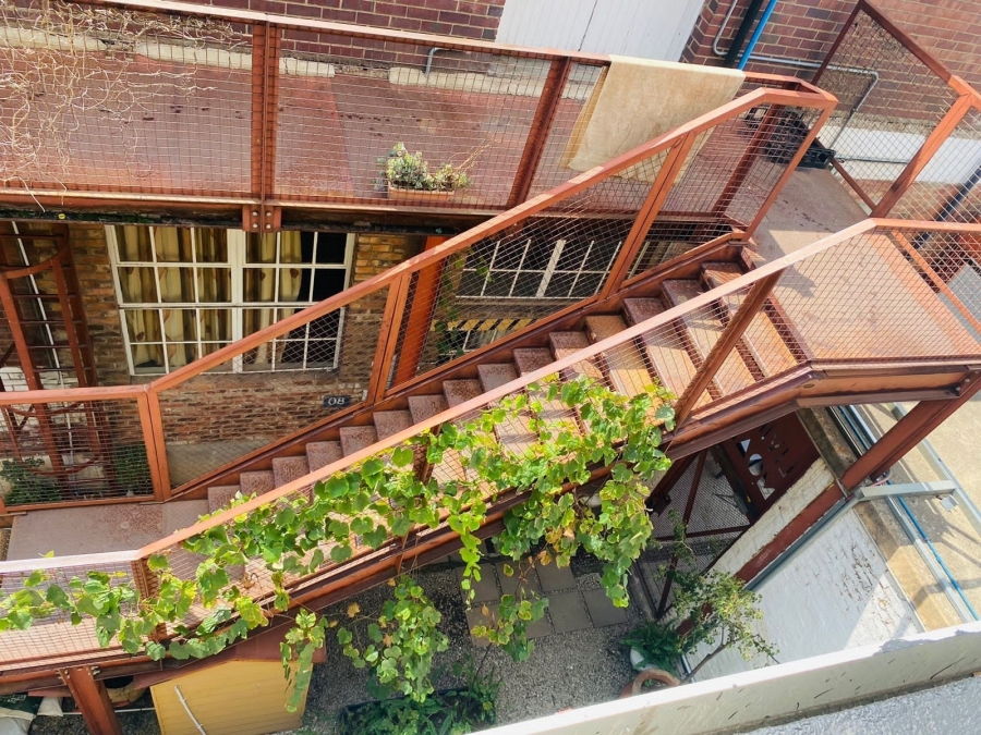 1 Bedroom Property for Sale in City and Suburban Gauteng