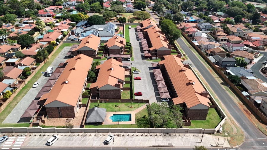 2 Bedroom Property for Sale in Montana Gauteng