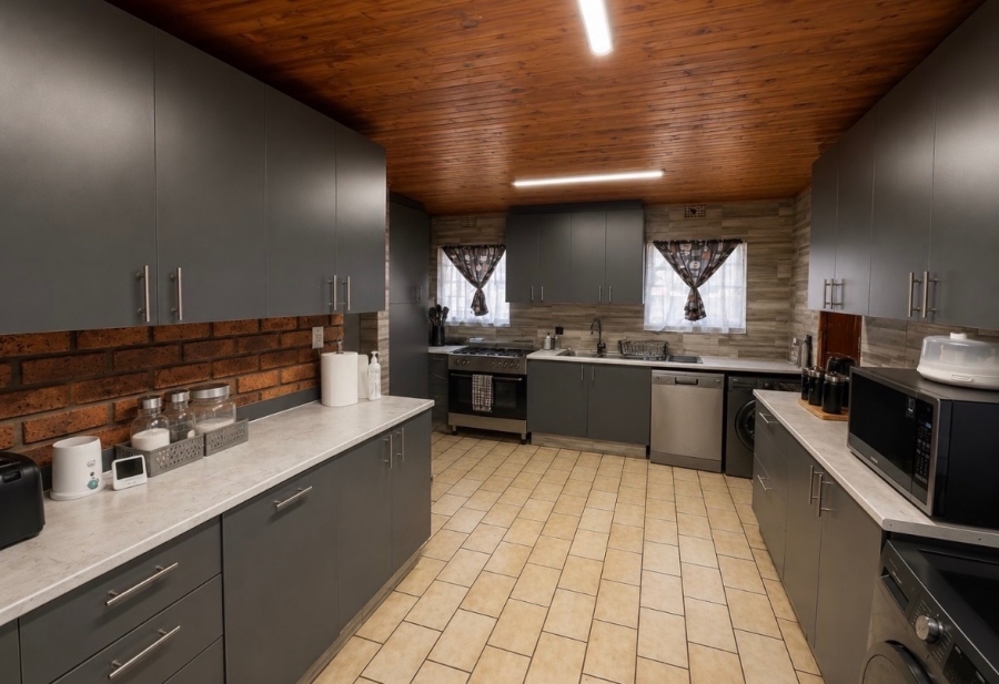3 Bedroom Property for Sale in Sunward Park Gauteng