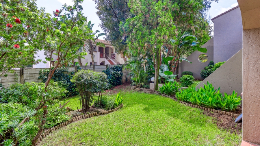 2 Bedroom Property for Sale in Sunninghill Gauteng