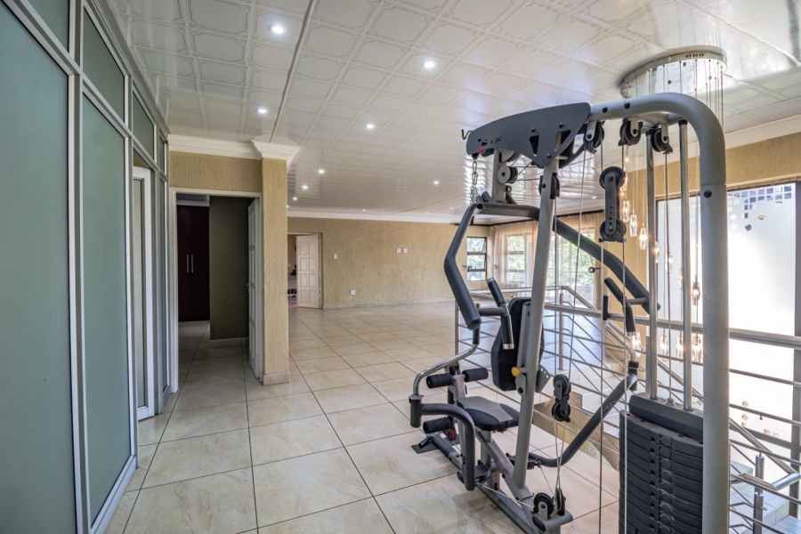 6 Bedroom Property for Sale in Edleen Gauteng