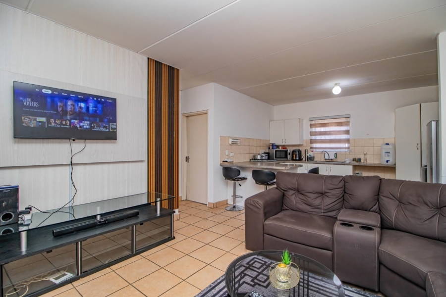2 Bedroom Property for Sale in Birchleigh Gauteng