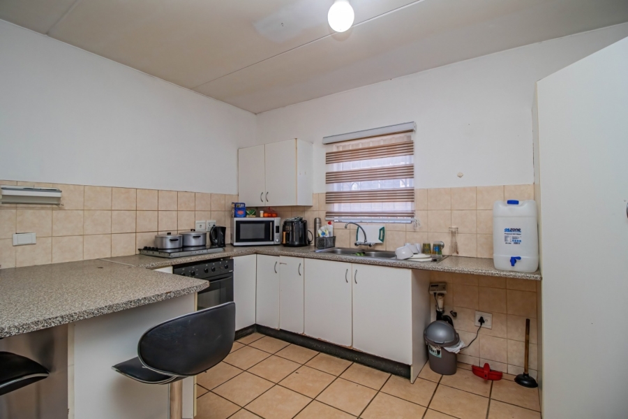 2 Bedroom Property for Sale in Birchleigh Gauteng