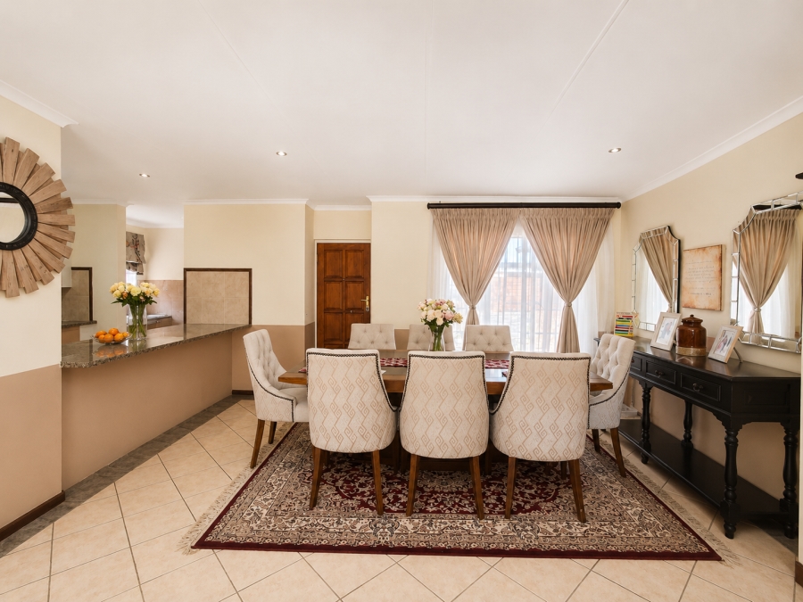 3 Bedroom Property for Sale in Monavoni Gauteng