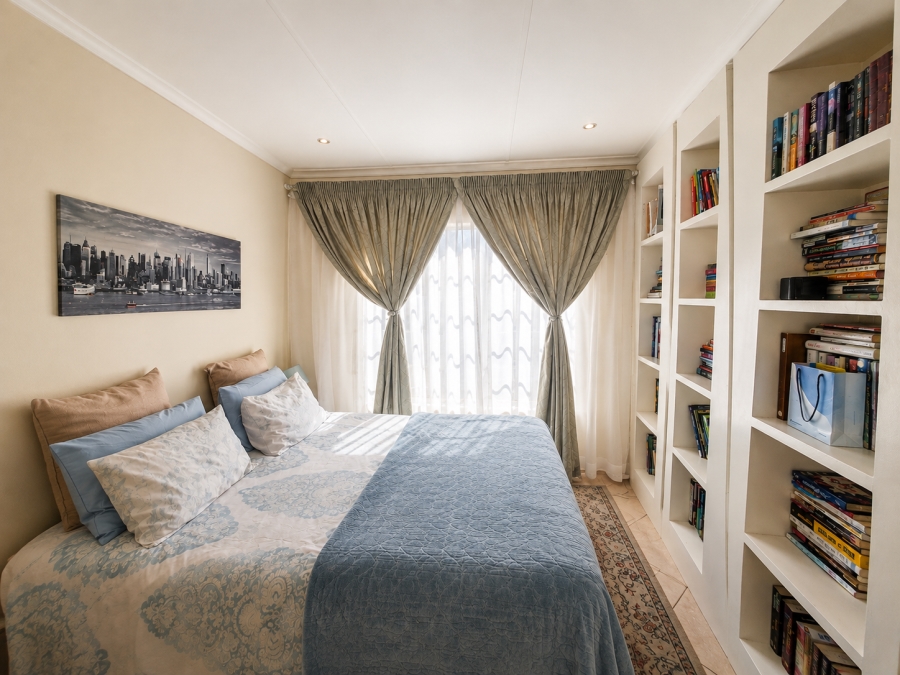 3 Bedroom Property for Sale in Monavoni Gauteng
