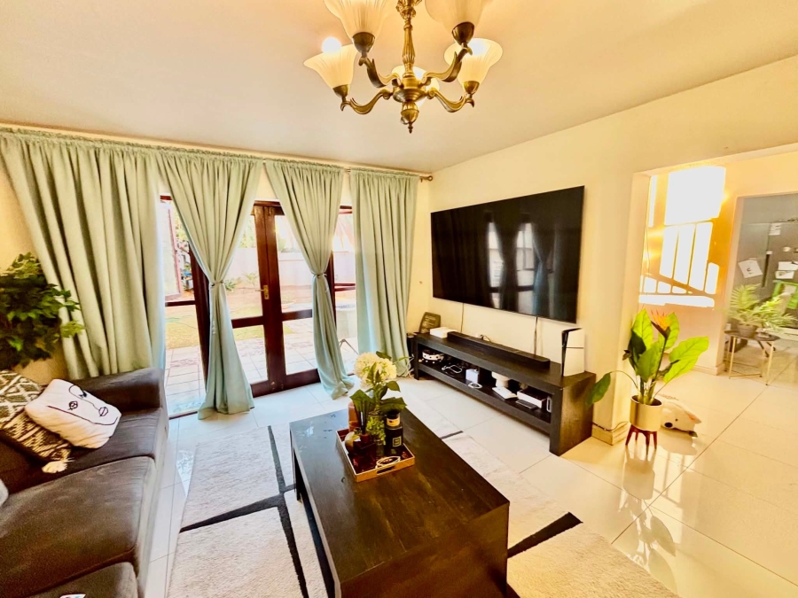 To Let 3 Bedroom Property for Rent in Morningside Gauteng