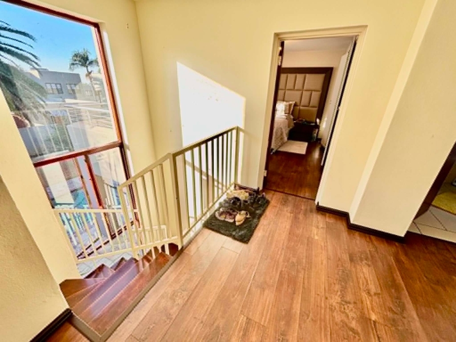 To Let 3 Bedroom Property for Rent in Morningside Gauteng