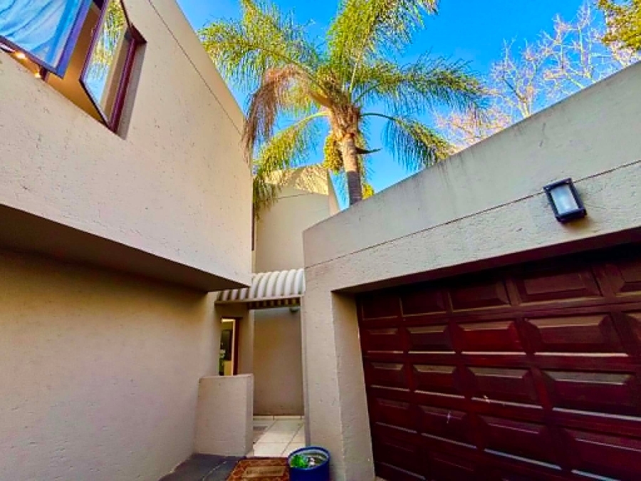 To Let 3 Bedroom Property for Rent in Morningside Gauteng