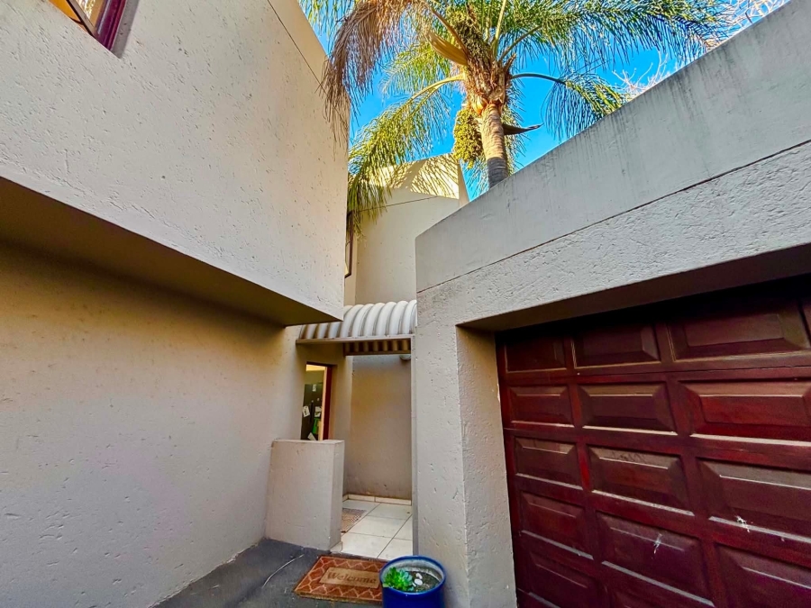 To Let 3 Bedroom Property for Rent in Morningside Gauteng