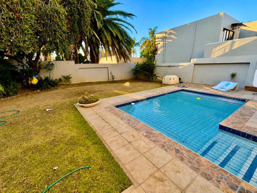 To Let 3 Bedroom Property for Rent in Morningside Gauteng