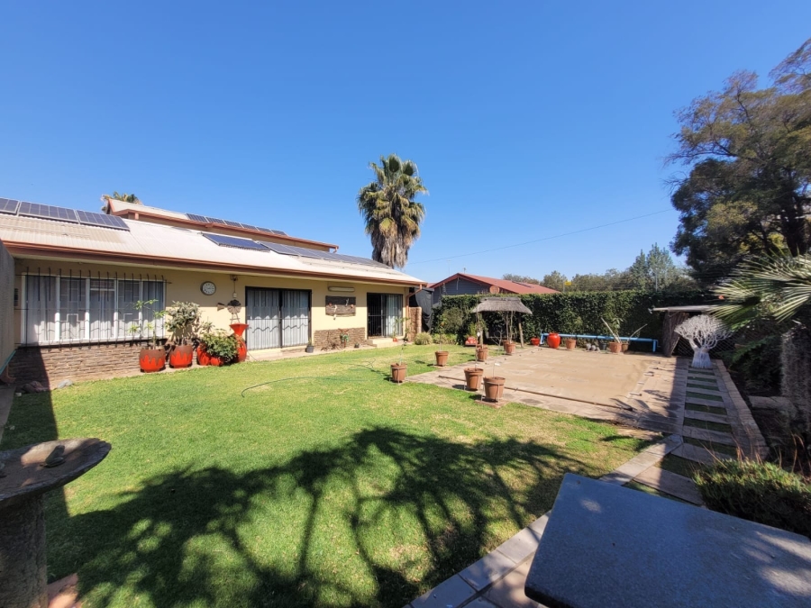 4 Bedroom Property for Sale in Kilner Park Gauteng