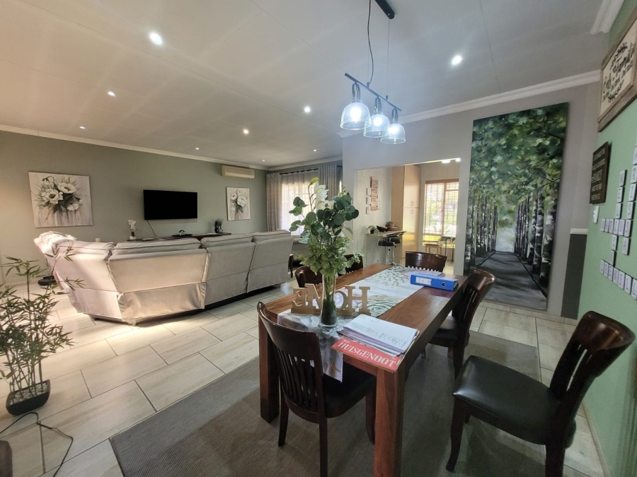 4 Bedroom Property for Sale in Kilner Park Gauteng